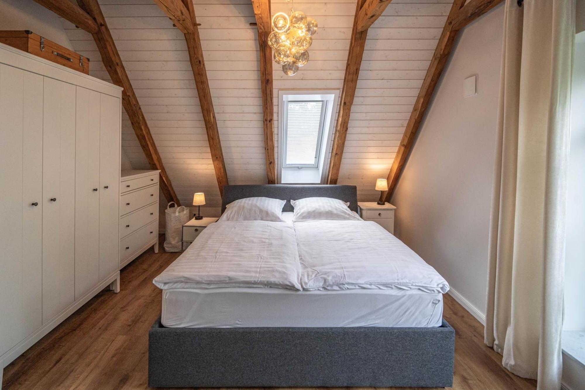 Traumhafte Ferienwohnung Am Park Шисел Екстериор снимка